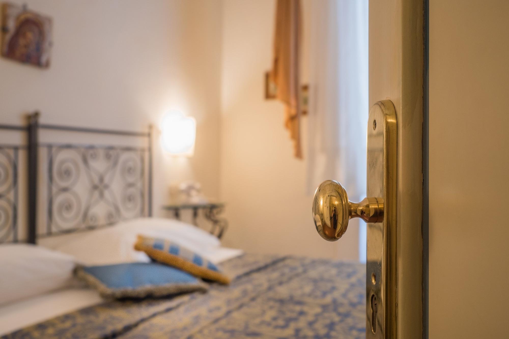 B&B Piccolo Hotel Cortona Bagian luar foto